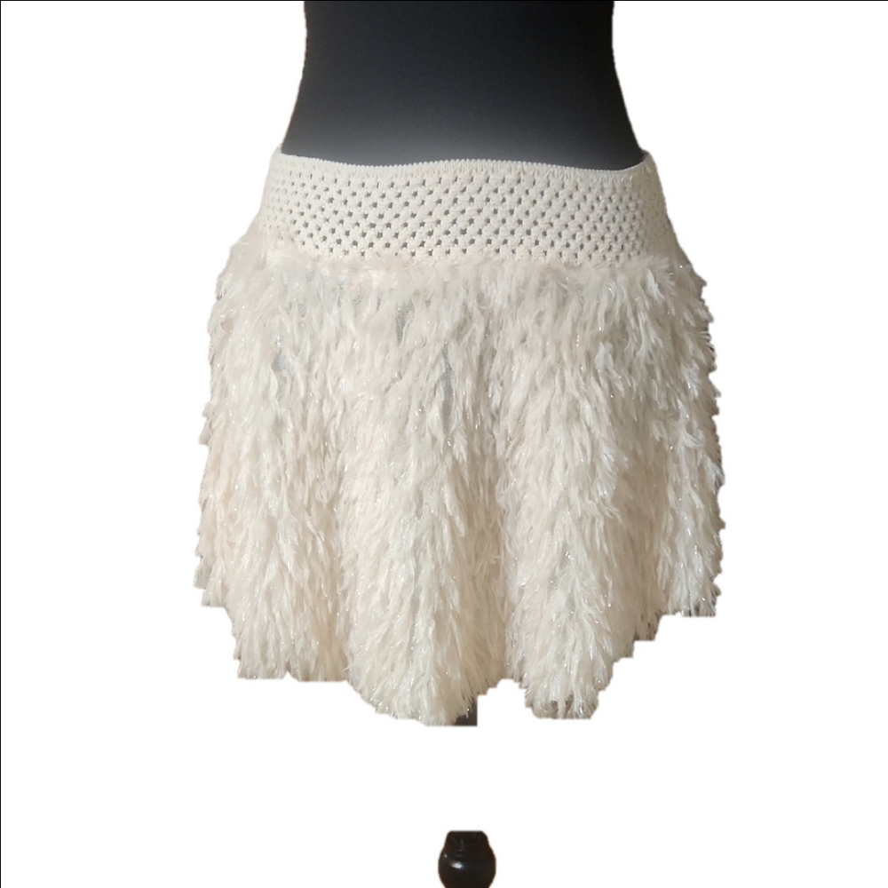 NWT Shug! Champange Feather Skirt, size Large
